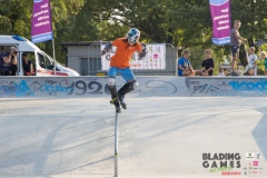 MR7_9256