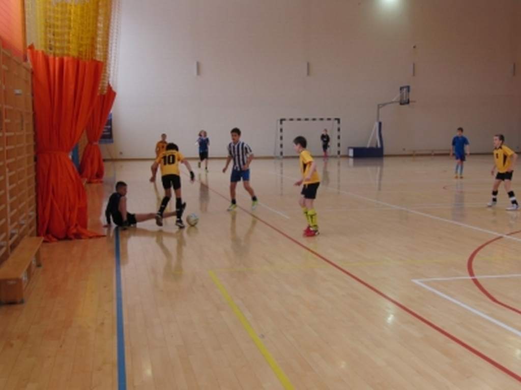 v_halowy_turniej_piki_nonej_dla_klas_4_-_6_12_20130509_2087730560