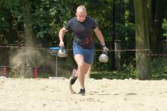 strongman_20150824_1759911959