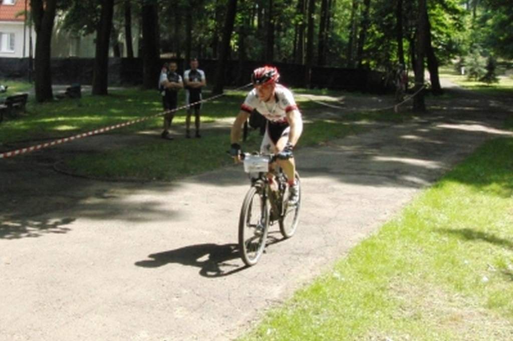 viii_regionalne_mistrzostwa_miast_lska_w_siatkawce_plaowej_26_20130508_1351901548